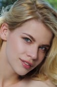 Crystal Maiden 30 years old, from Ukraine Crystal Maiden 30 years old, from Ukraine